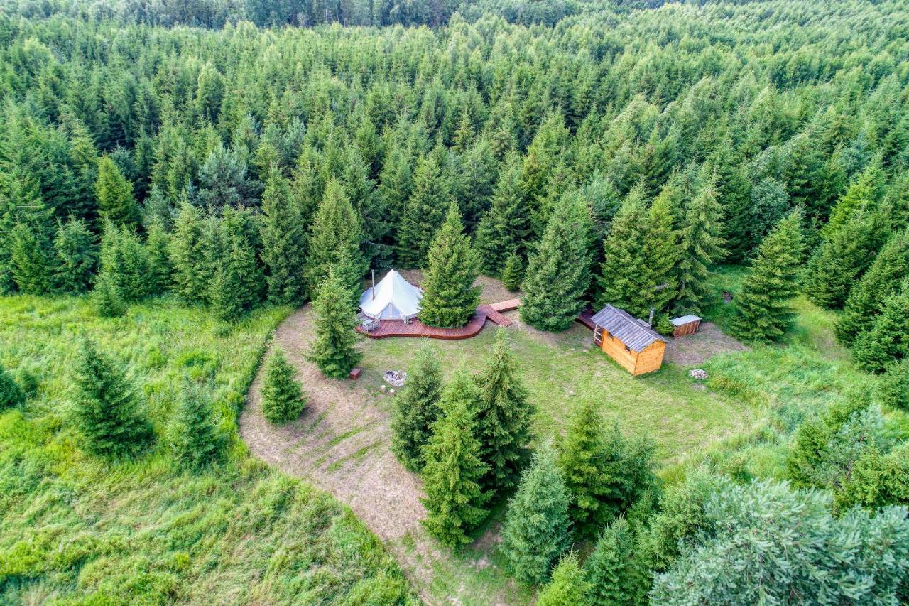 Hotel Kuusehaldja Glamping à Kohila Extérieur photo